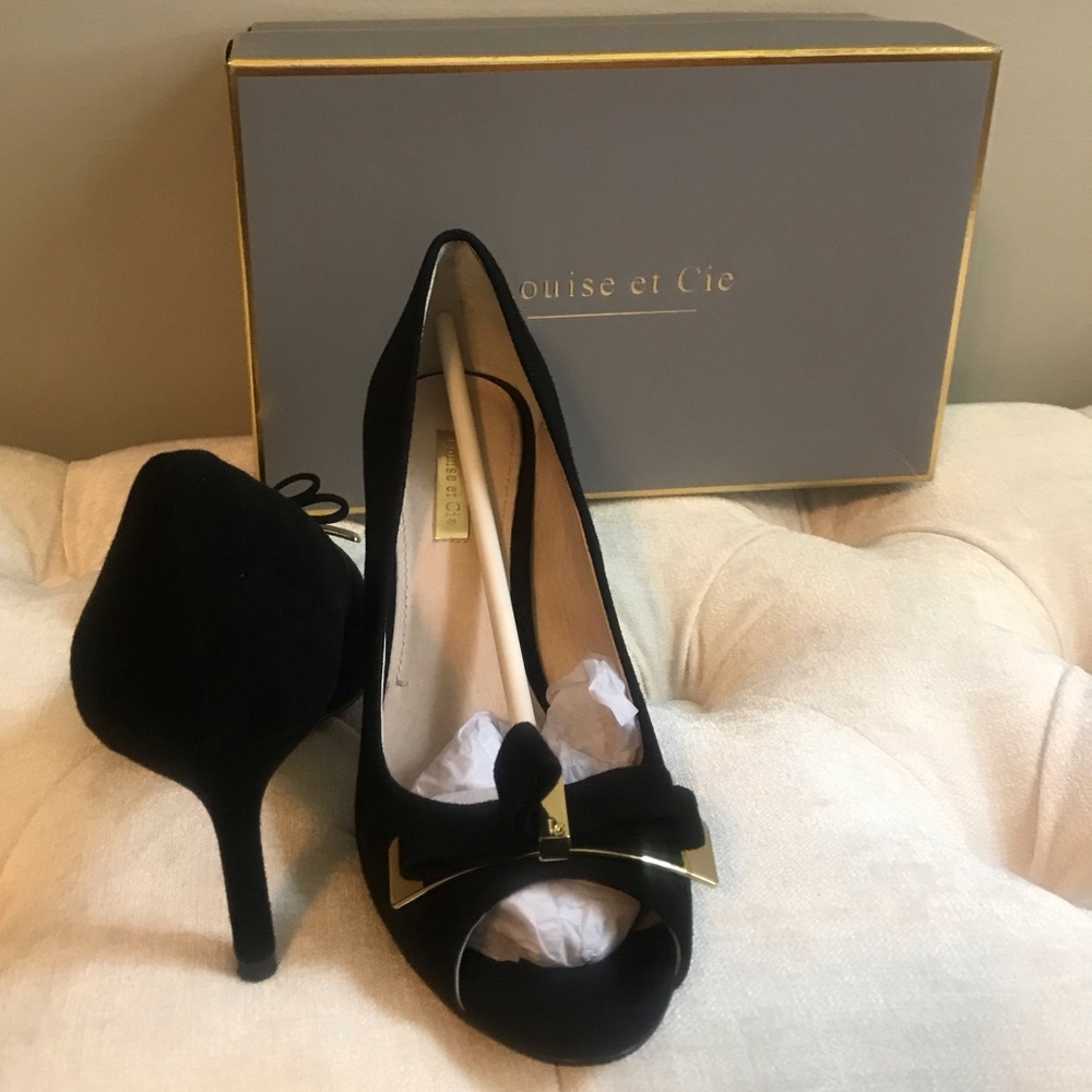 Louise et Cie Suede Black/Gold Peep Toe Pump 7.5